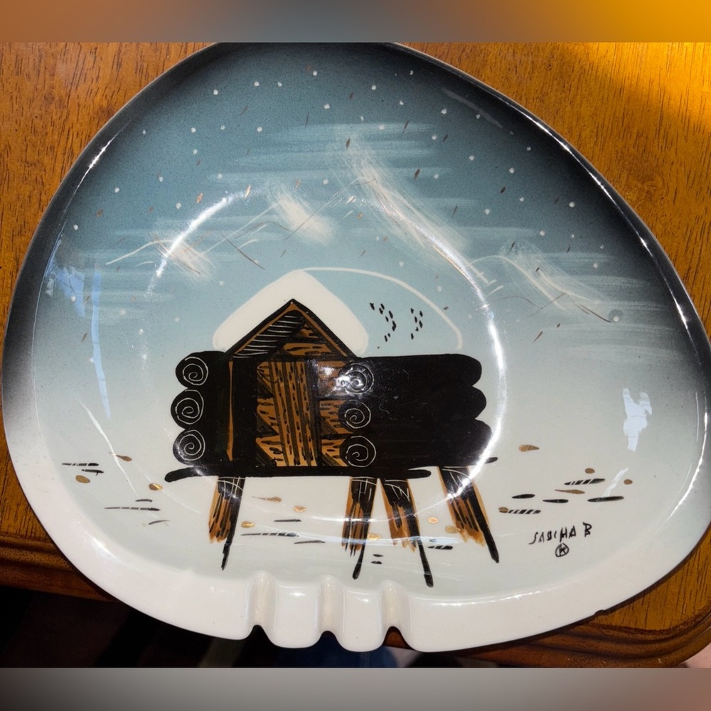 Mid-century Signed and Numbered Sascha B Brastoff Cabin Ashtray!